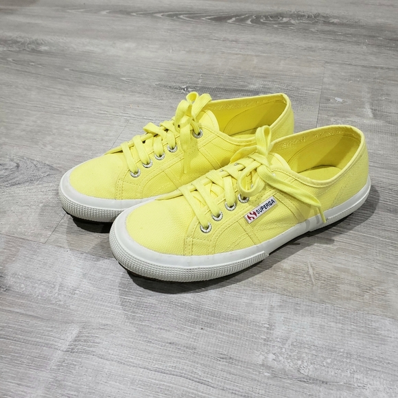 Superga Classic Canvas Sneaker Yellow - Picture 1 of 6